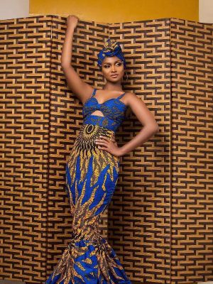 Robe africaine sirène avec bretelles