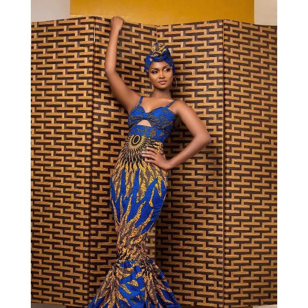 Robe africaine sirène avec bretelles