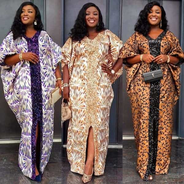 Robe ample à paillettes imprimées et encolure en V